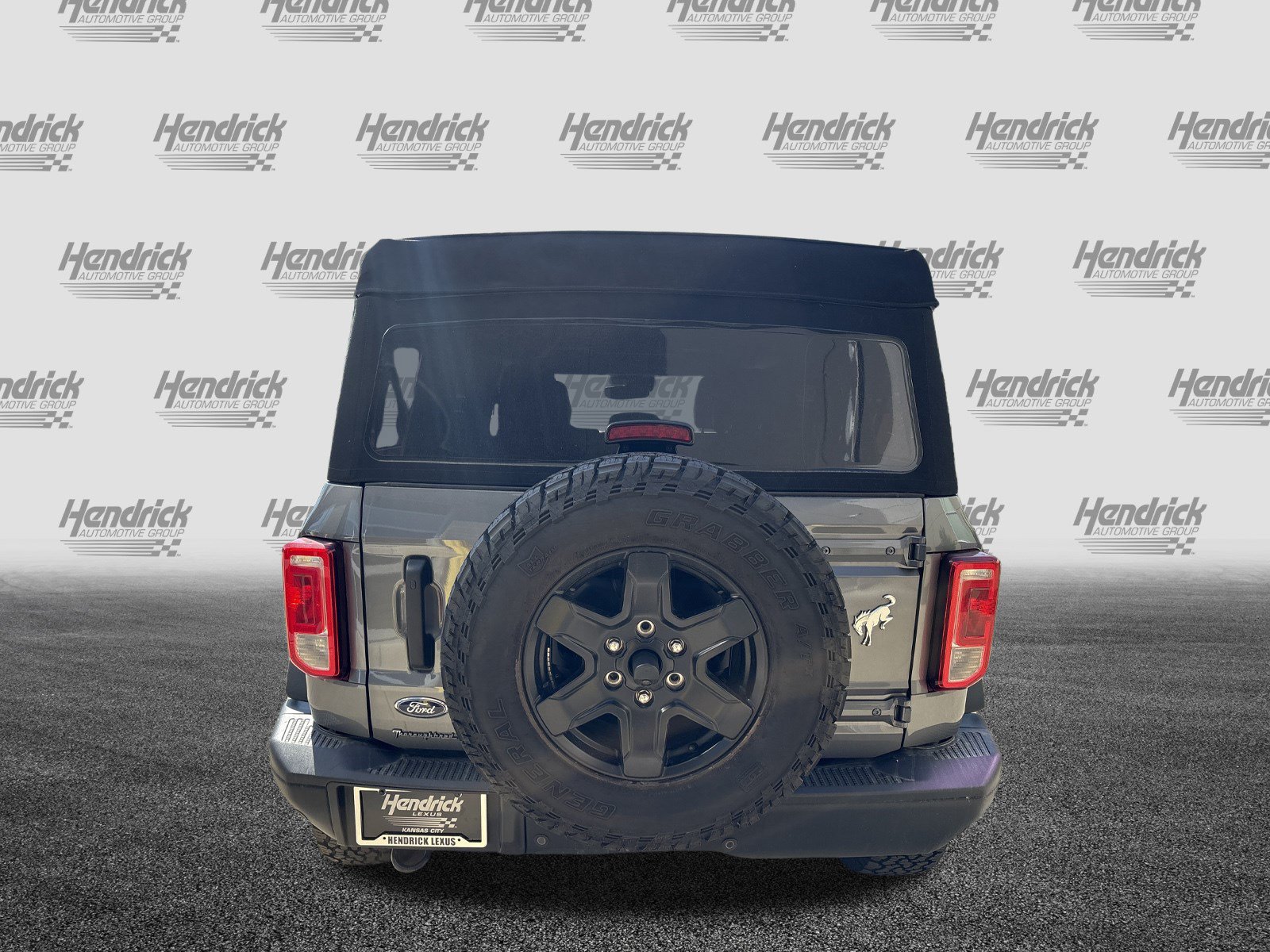 Used 2024 Ford Bronco Black Diamond AWD/4WD image 9