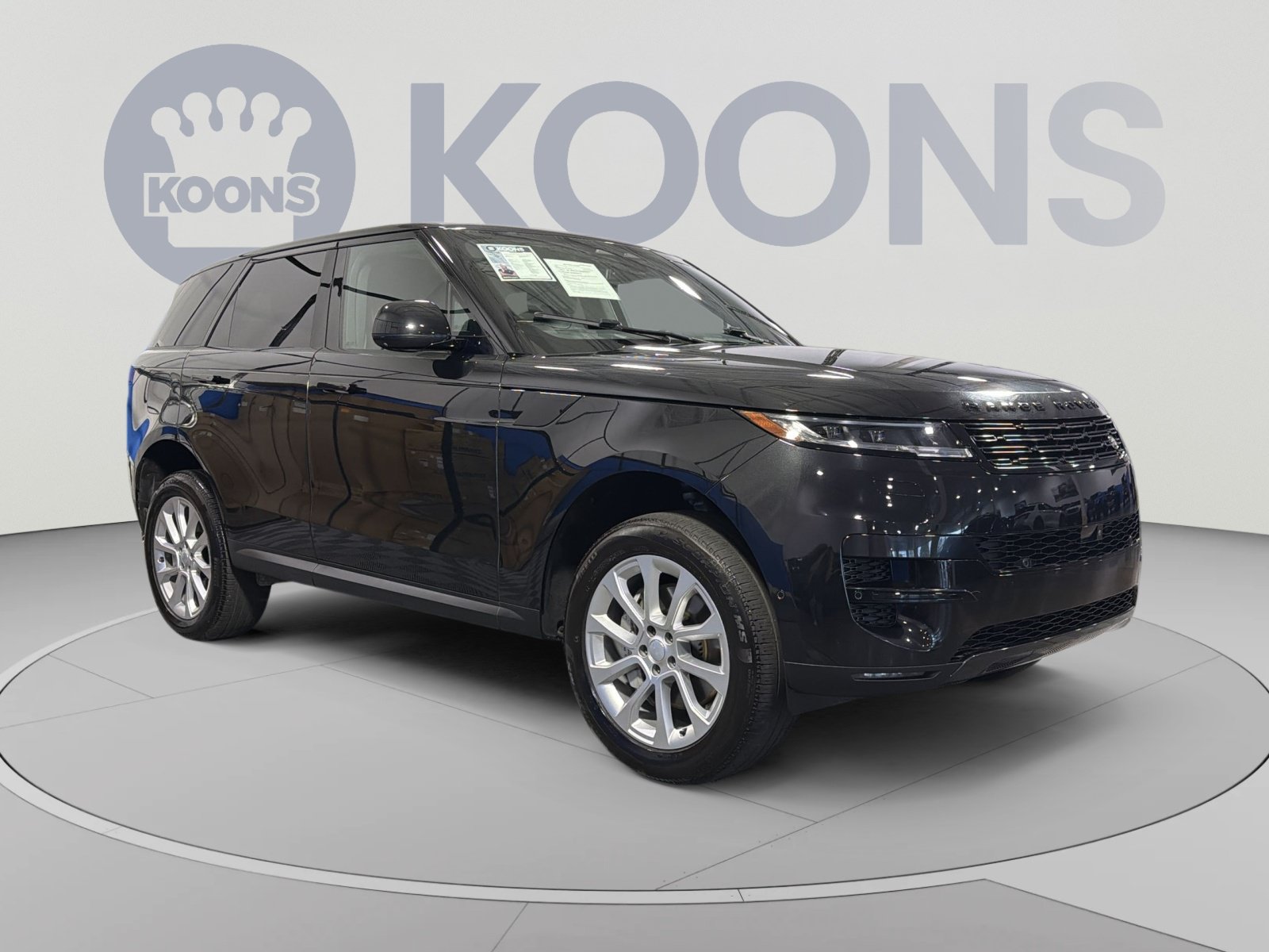 Used 2025 Land Rover Range Rover Sport SE AWD/4WD image 10