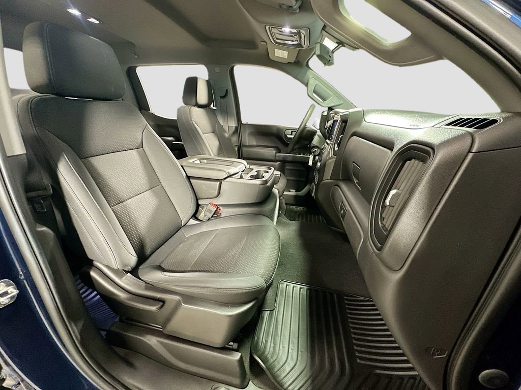Used 2020 Chevrolet Silverado 1500 Custom w/ Custom Value Package image 28