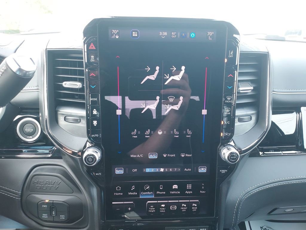 New 2026 RAM 2500 Limited image 25