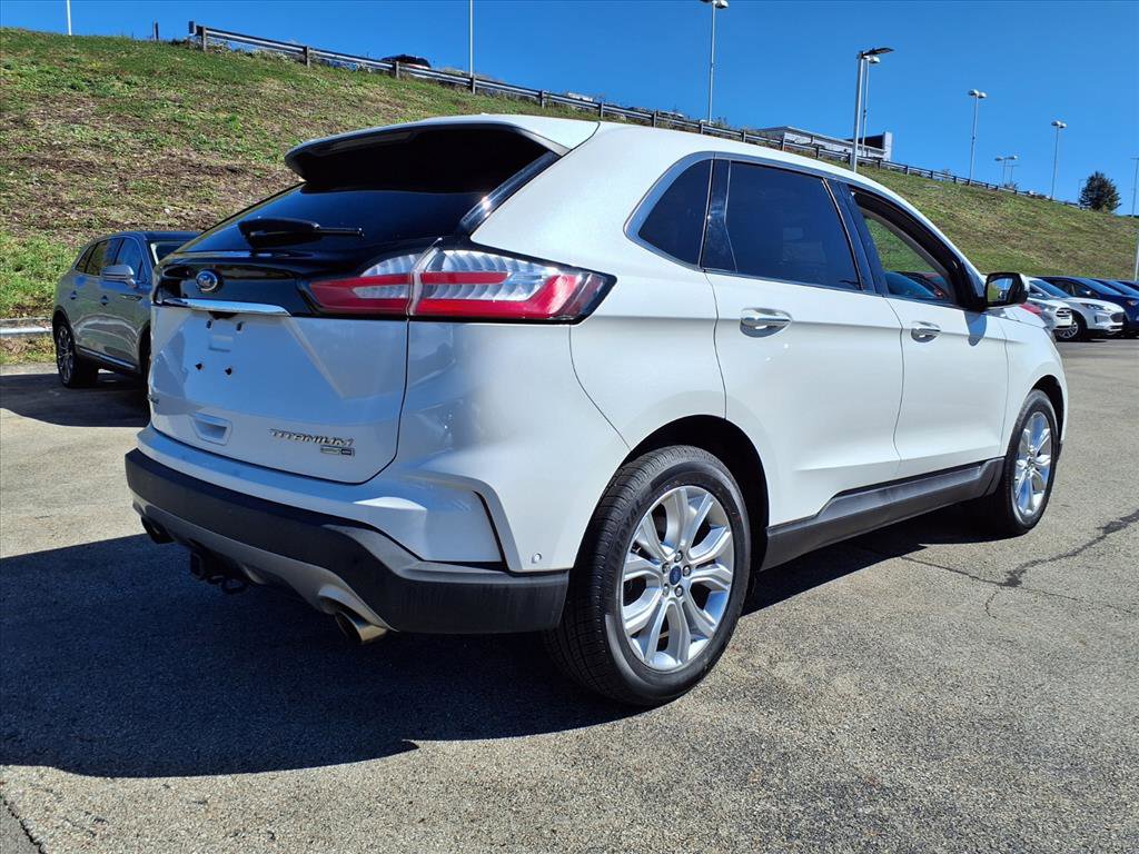 Used 2020 Ford Edge Titanium w/ Equipment Group 301A image 3