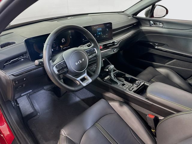 Used 2025 Kia K5 GT image 12