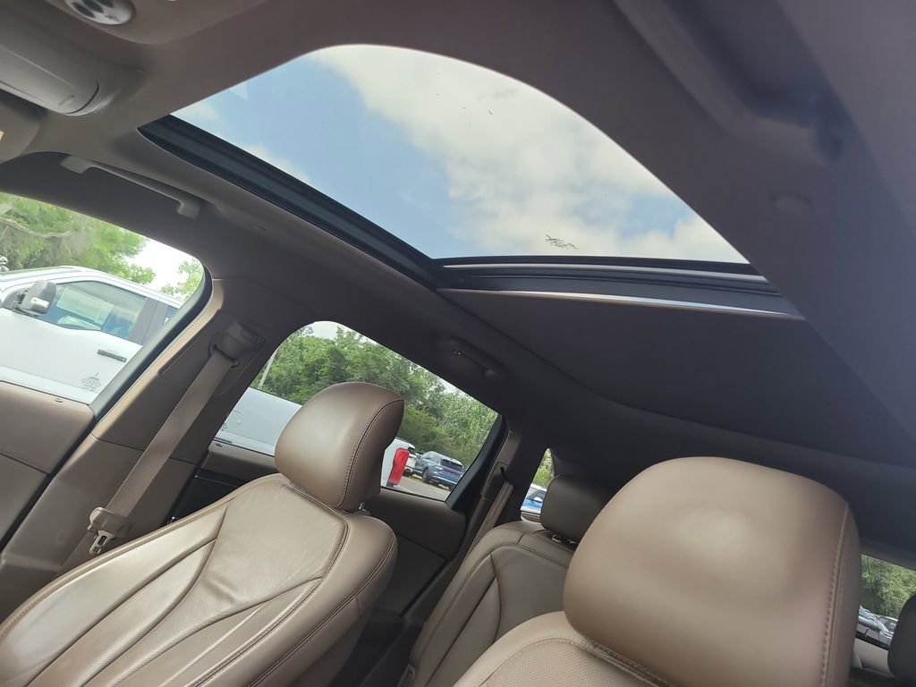 Used 2018 Lincoln MKX Reserve w/ Driver Assistance Package image 20