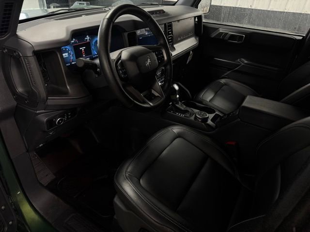 Used 2025 Ford Bronco Badlands image 18