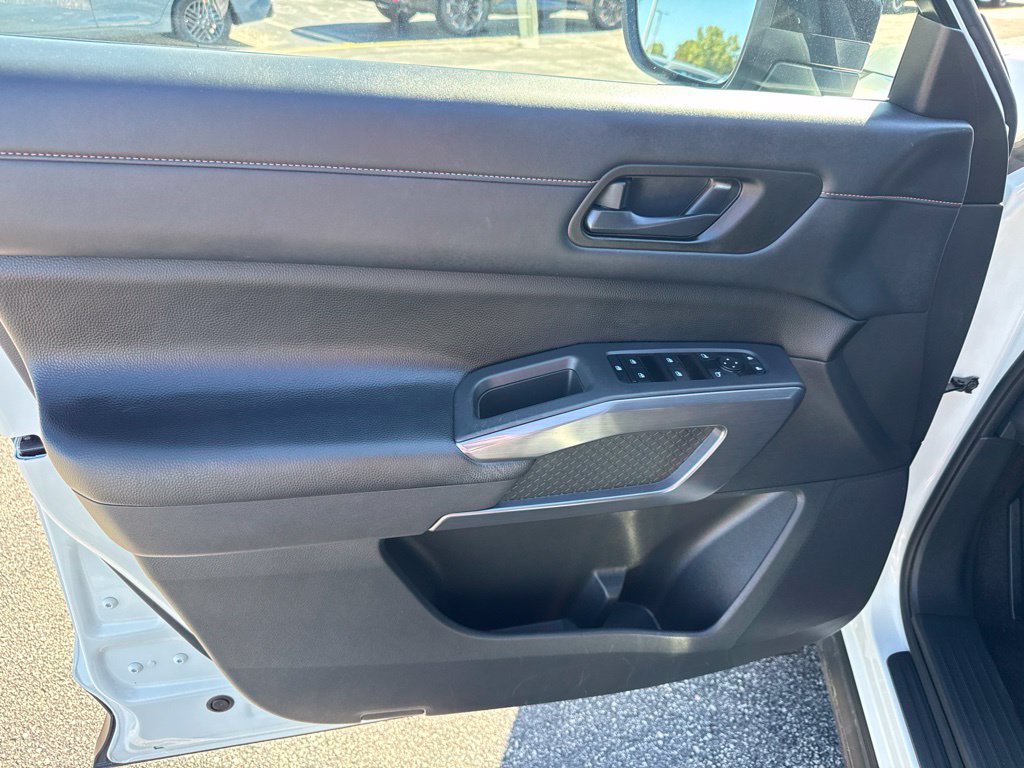 Certified 2023 Nissan Pathfinder Rock Creek AWD/4WD image 14