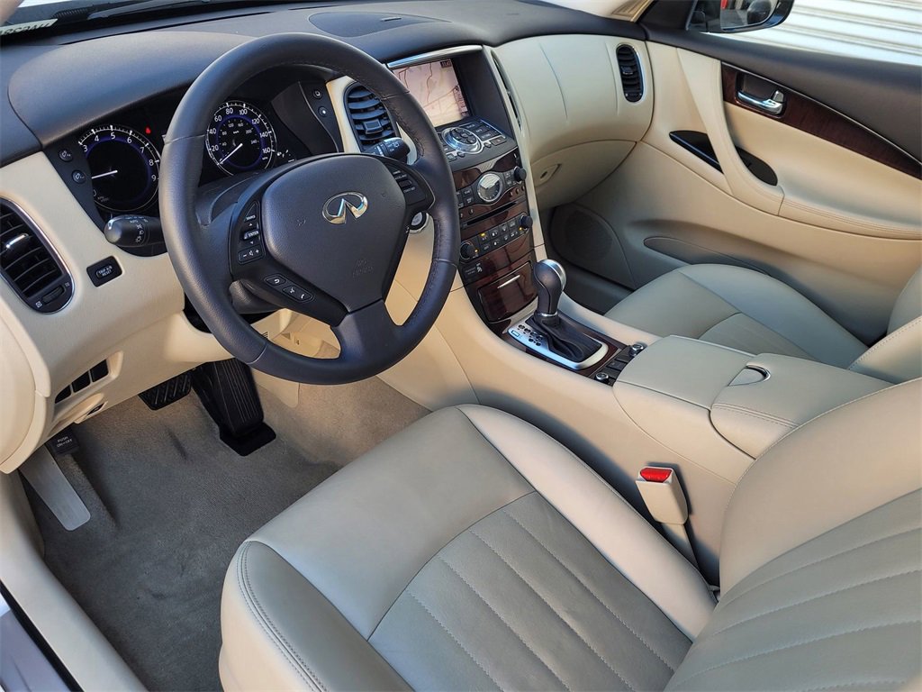 Used 2017 INFINITI QX50 AWD w/ Premium Plus Package image 9