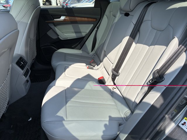 Used 2024 Audi Q5 e Prestige w/ Prestige Package AWD/4WD image 13