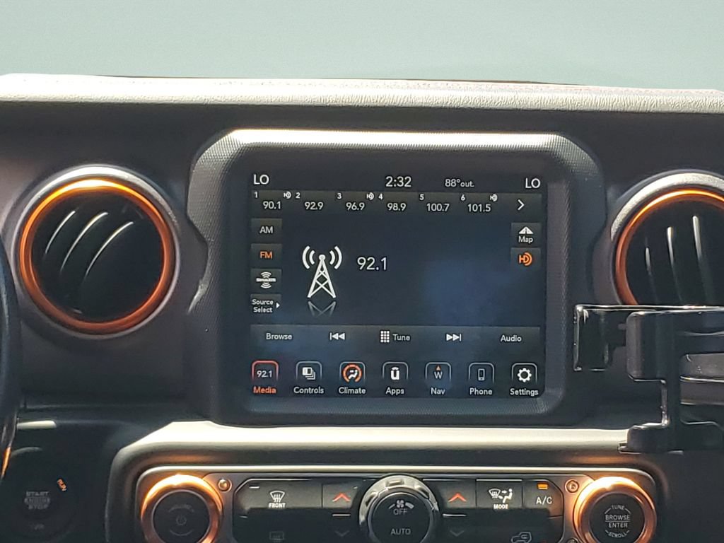 Used 2021 Jeep Gladiator Mojave AWD/4WD image 14