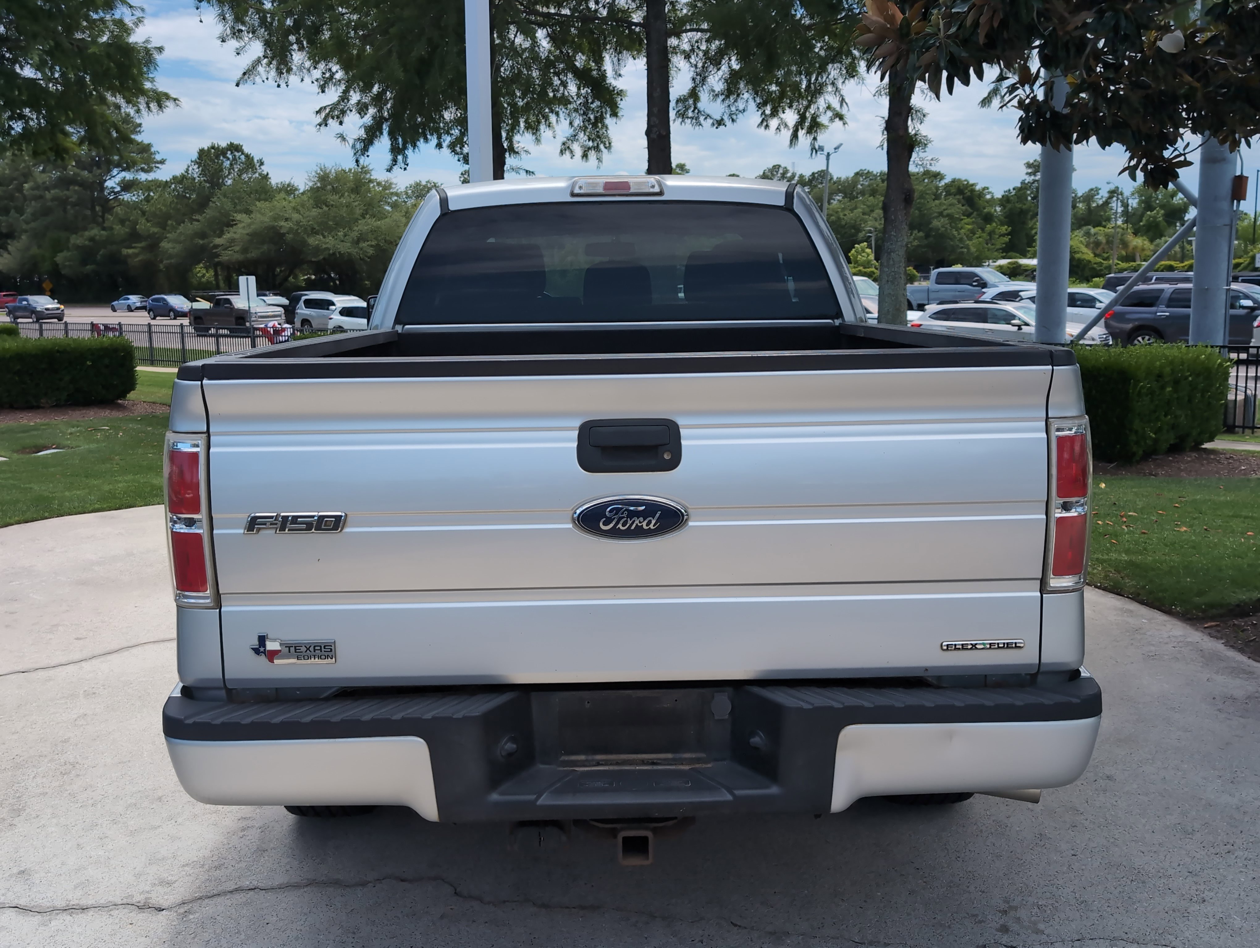 Used 2012 Ford F150 XLT w/ XLT Custom Pkg RWD image 9