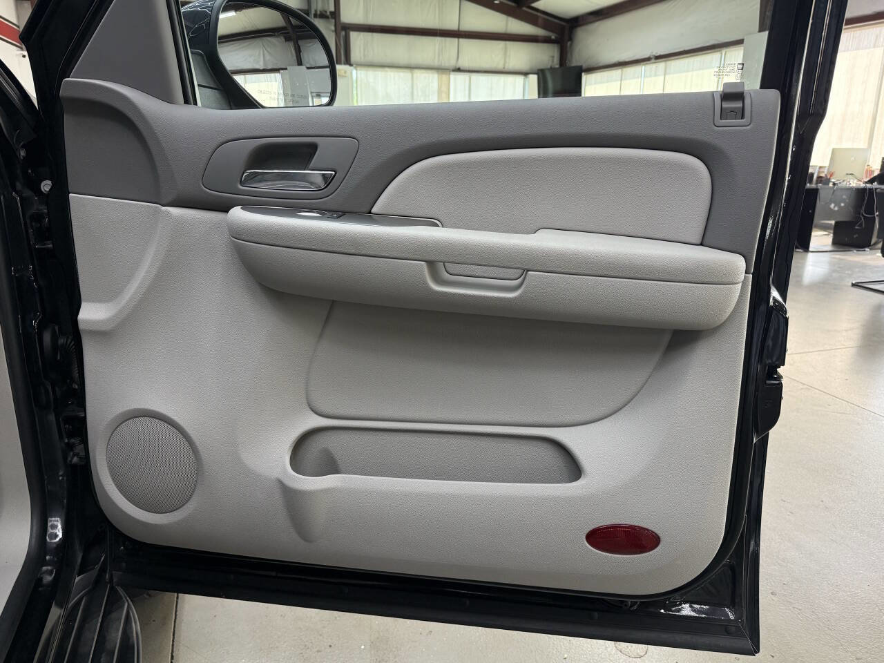Used 2007 Chevrolet Tahoe LS RWD image 16