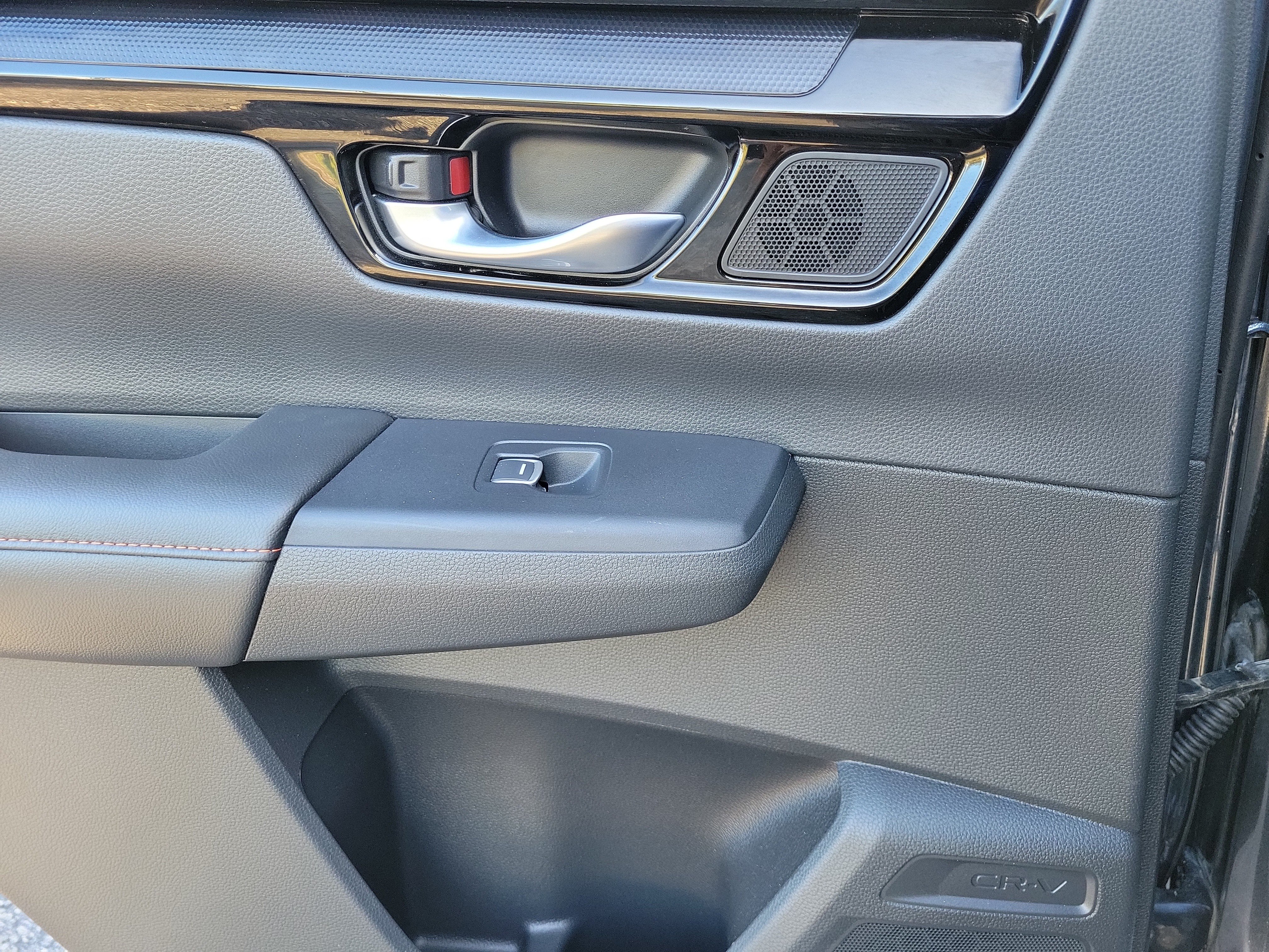 Used 2024 Honda CR-V Sport Touring image 14