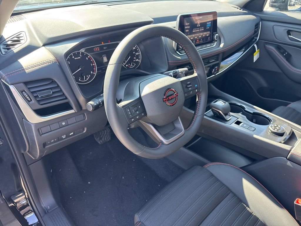 New 2026 Nissan Rogue SV AWD/4WD image 10