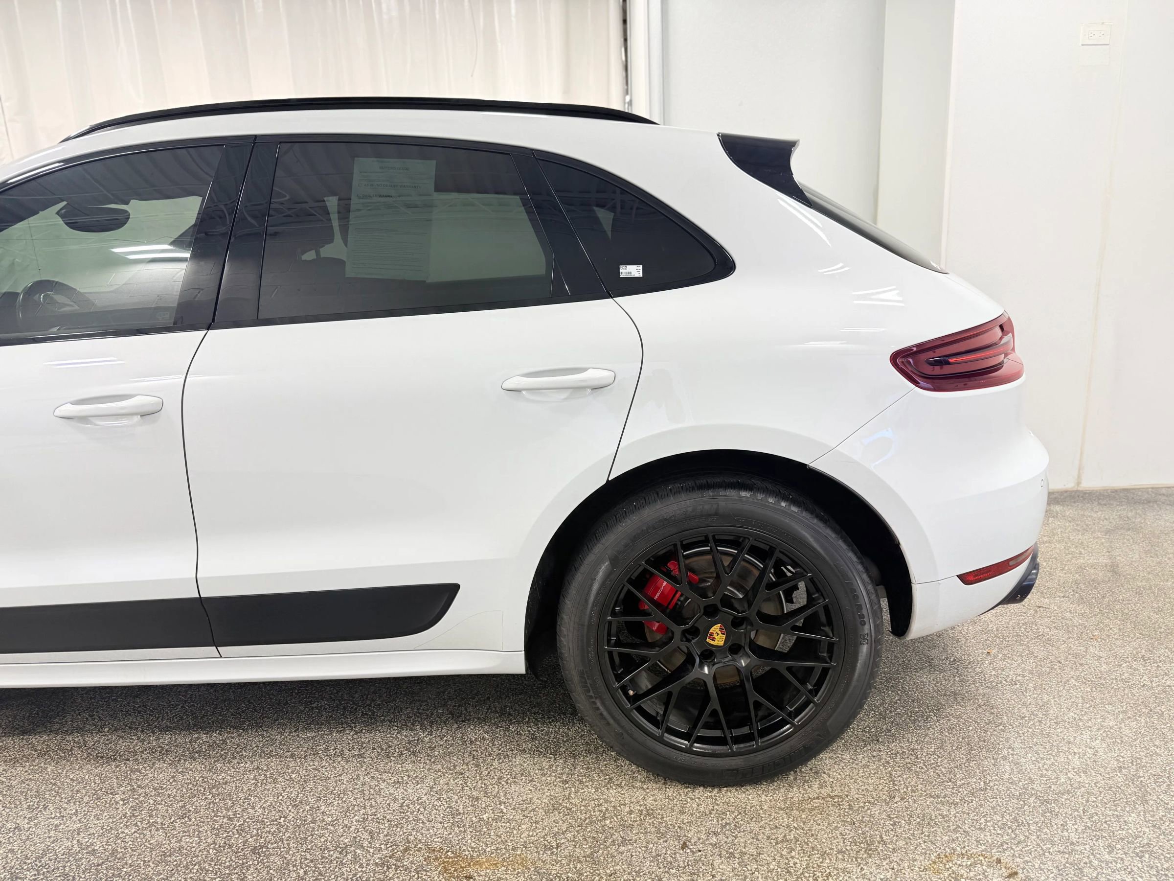 Used 2018 Porsche Macan GTS image 5