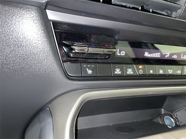 Certified 2025 MAZDA CX-90 3.3 Turbo w/ Preferred Package image 30