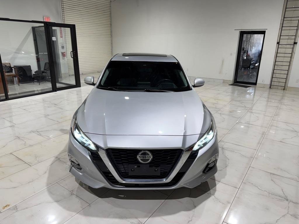 Used 2020 Nissan Altima 2.5 SL FWD image 2