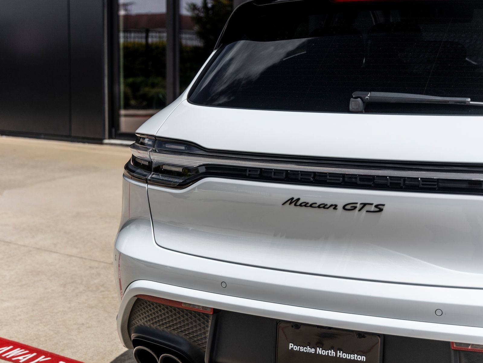 Certified 2024 Porsche Macan GTS AWD/4WD image 13