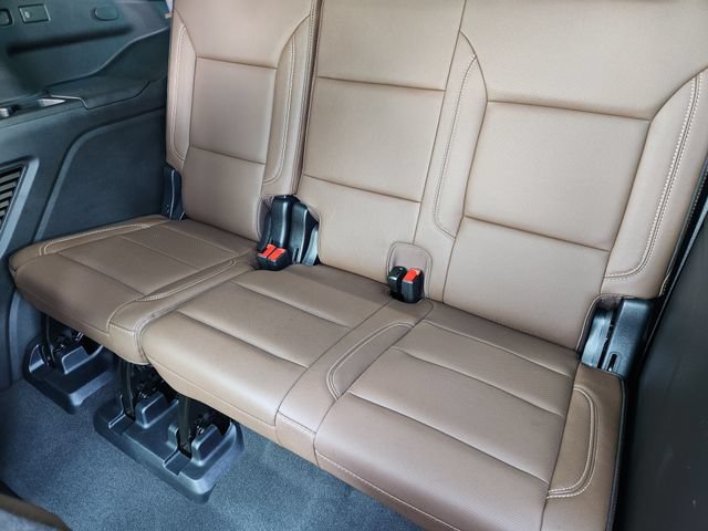Certified 2025 Chevrolet Tahoe High Country AWD/4WD image 24