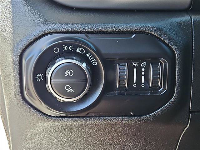 Used 2020 Jeep Gladiator Sport w/ Quick Order Package 24S AWD/4WD image 17