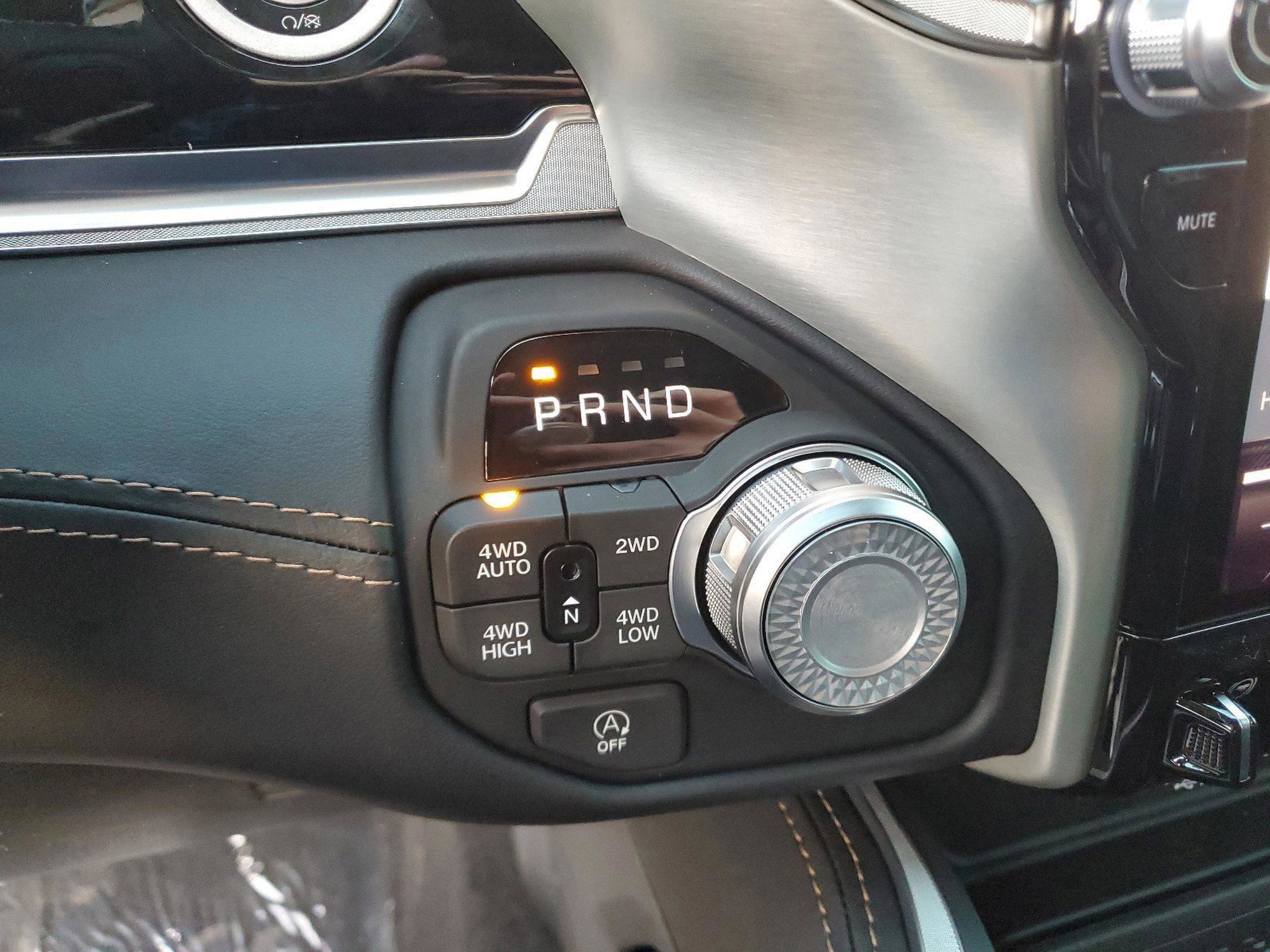 New 2026 RAM 1500 Tungsten w/ Trailer Tow Group image 10