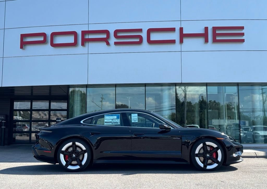 New 2026 Porsche Taycan 4S AWD/4WD image 15