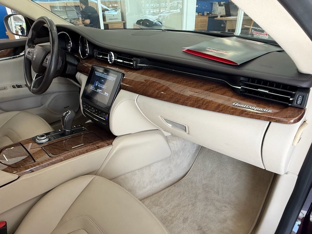 Used 2017 Maserati Quattroporte S RWD image 17