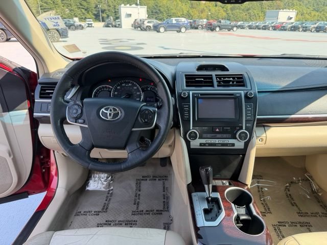 Used 2012 Toyota Camry XLE FWD image 12