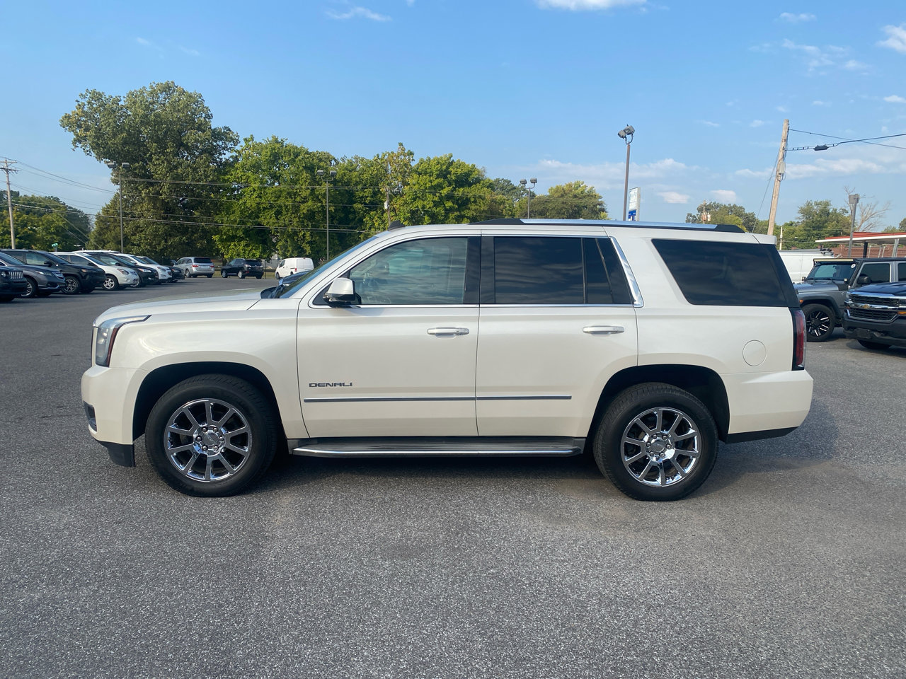 Used 2015 GMC Yukon Denali w/ Touring Package image 7