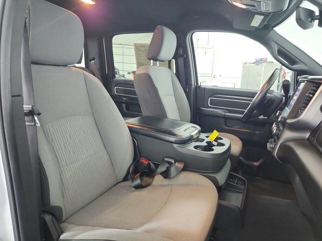 Used 2024 RAM 2500 Big Horn AWD/4WD image 36