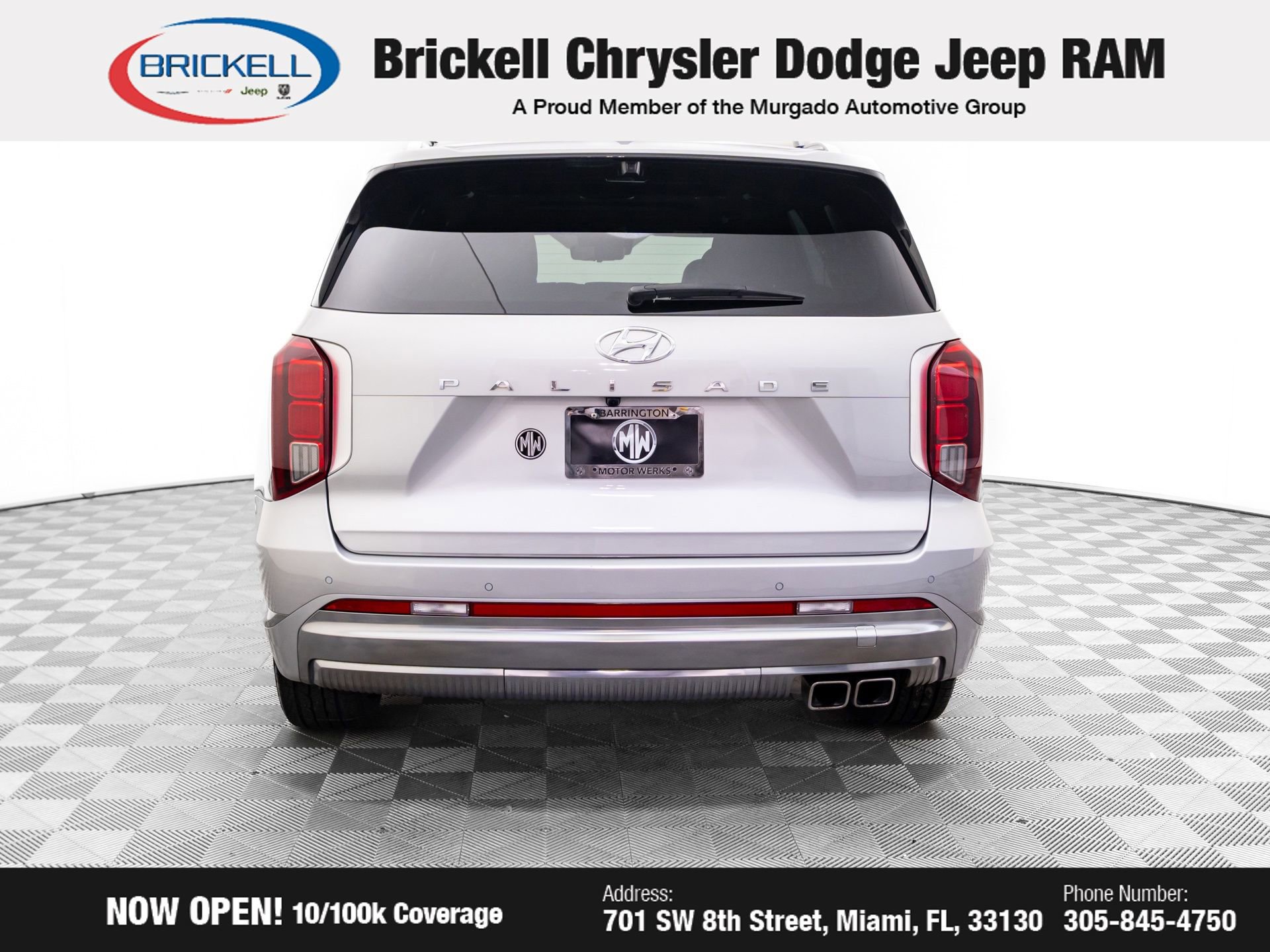 Used 2023 Hyundai Palisade Calligraphy image 4