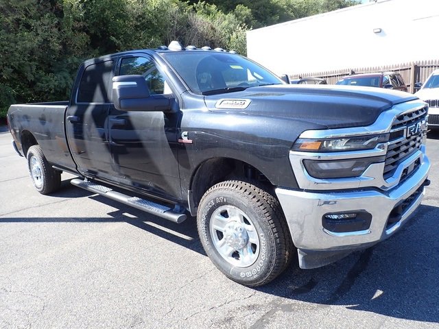 New 2025 RAM 2500 Tradesman image 10