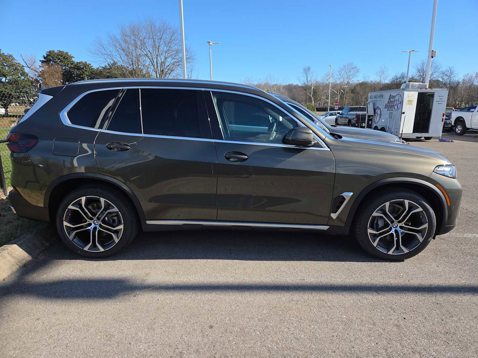 New 2026 BMW X5 xDrive40i w/ Climate Comfort Package image 4