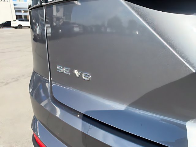 Used 2020 Volkswagen Atlas Cross Sport SE w/ Panoramic Sunroof Package AWD/4WD image 16