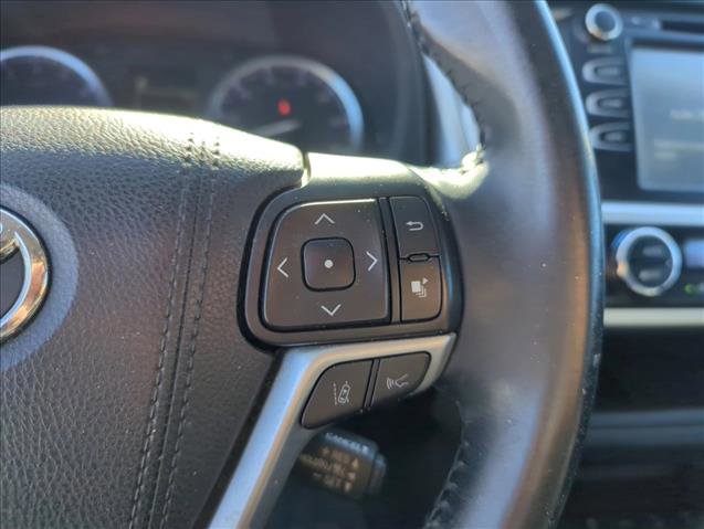 Certified 2018 Toyota Highlander SE image 14