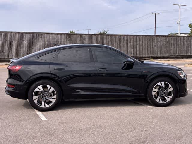 Used 2022 Audi e-tron Premium AWD/4WD image 7