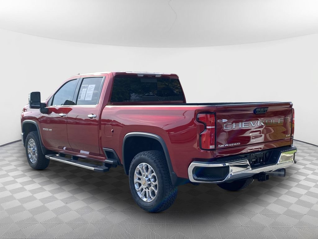 Used 2025 Chevrolet Silverado 2500 LTZ w/ LTZ Premium Package AWD/4WD image 6