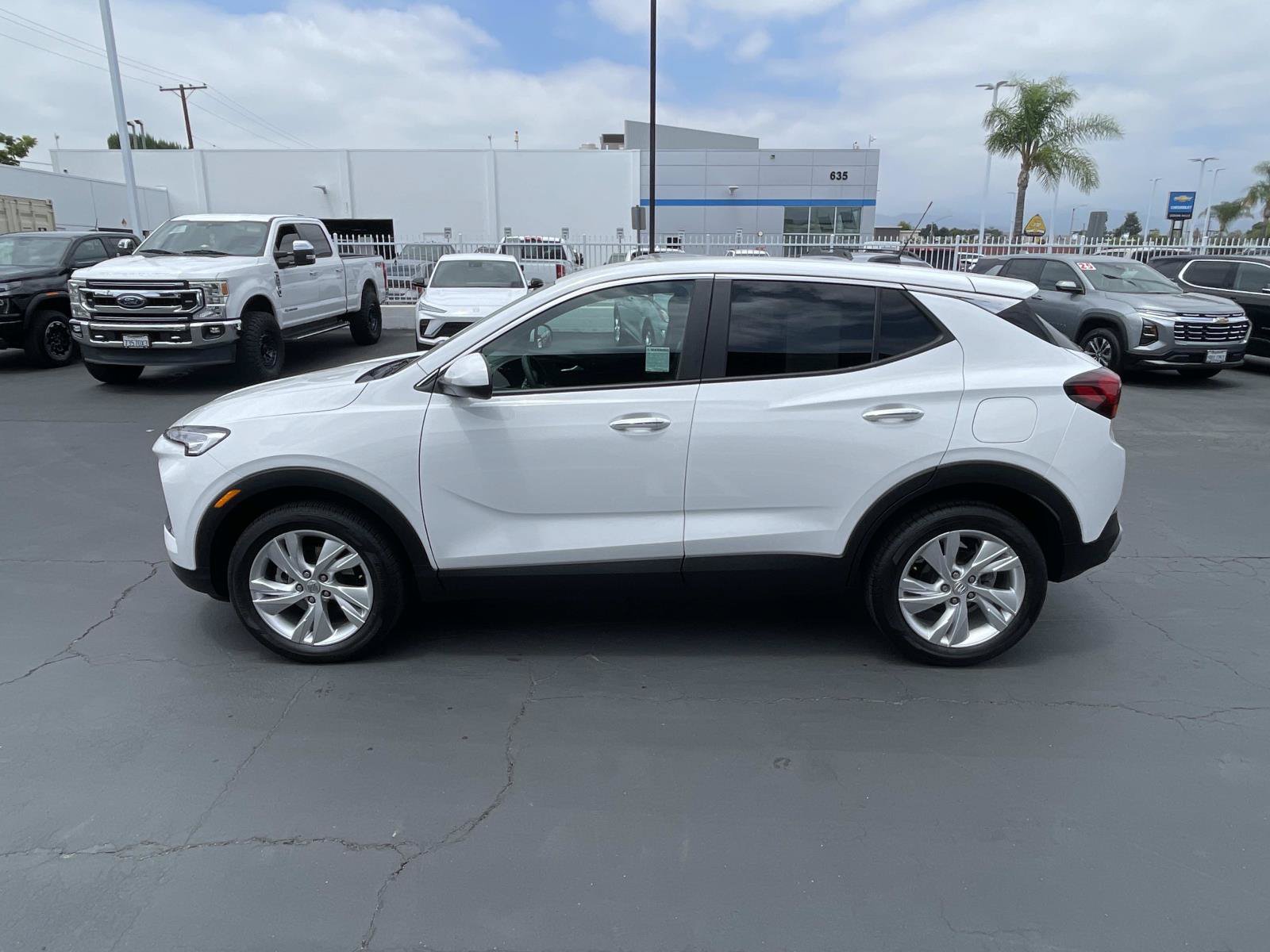 Used 2026 Buick Encore GX Preferred w/ Comfort Package AWD/4WD image 8