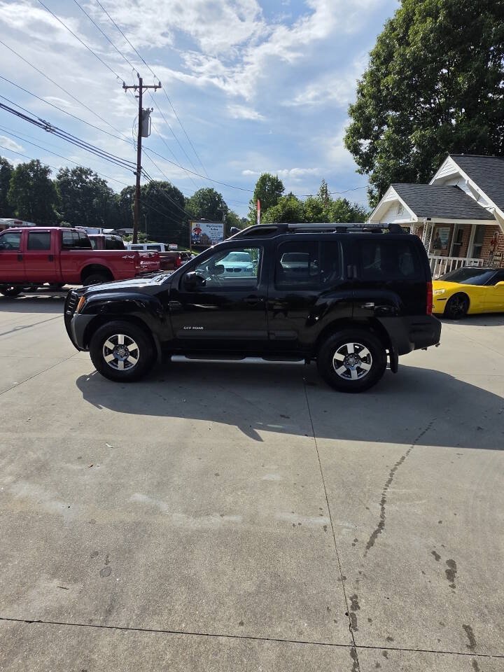 Used 2010 Nissan Xterra Off-Road w/ Protection Pkg B AWD/4WD image 3