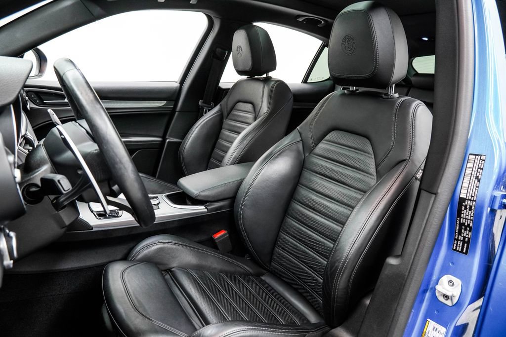 Used 2023 Alfa Romeo Stelvio Veloce image 15