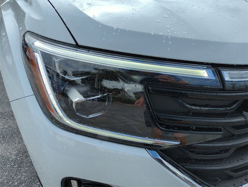 New 2026 Volkswagen Atlas SEL Premium R-Line image 13