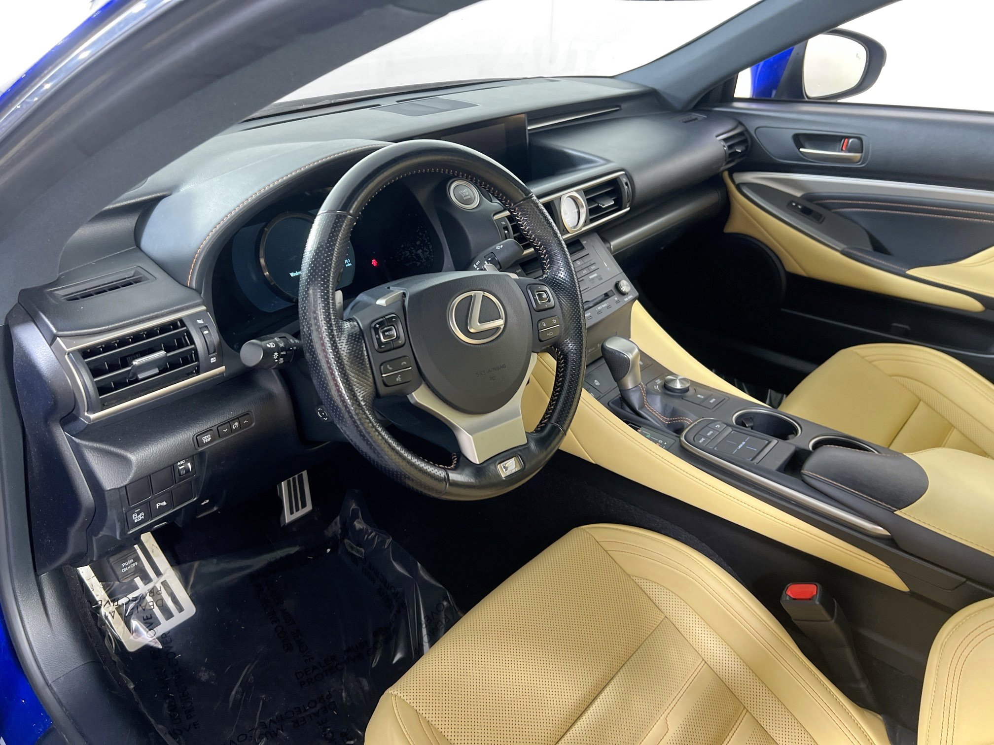 Used 2016 Lexus RC 300 AWD image 9