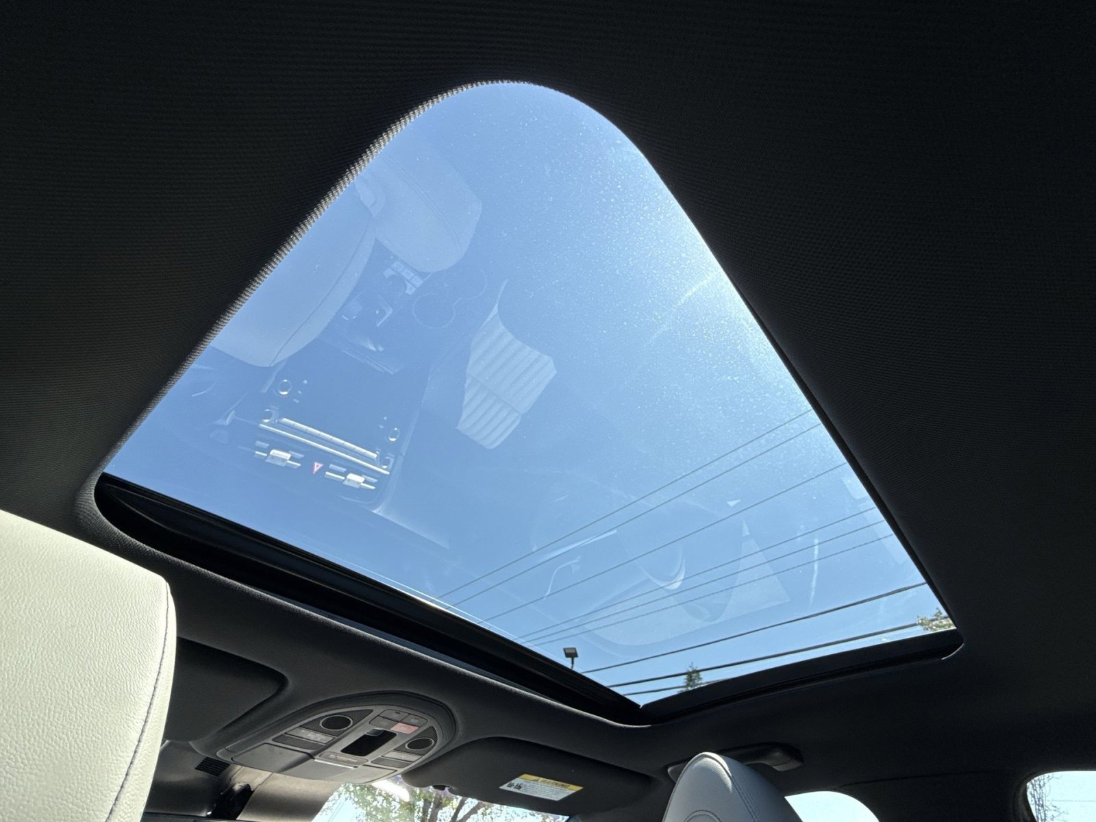 Used 2025 Genesis G70 3.3T Advanced image 24