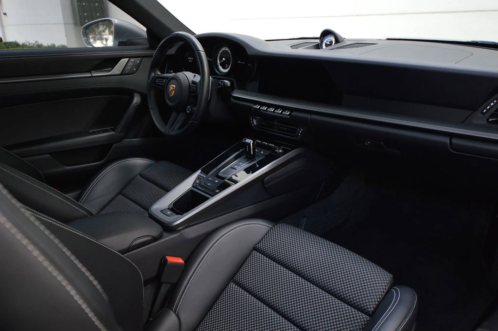 Used 2024 Porsche 911 Carrera 4S image 30