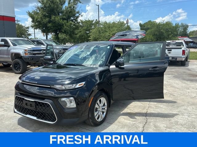 Used 2020 Kia Soul LX FWD image 11