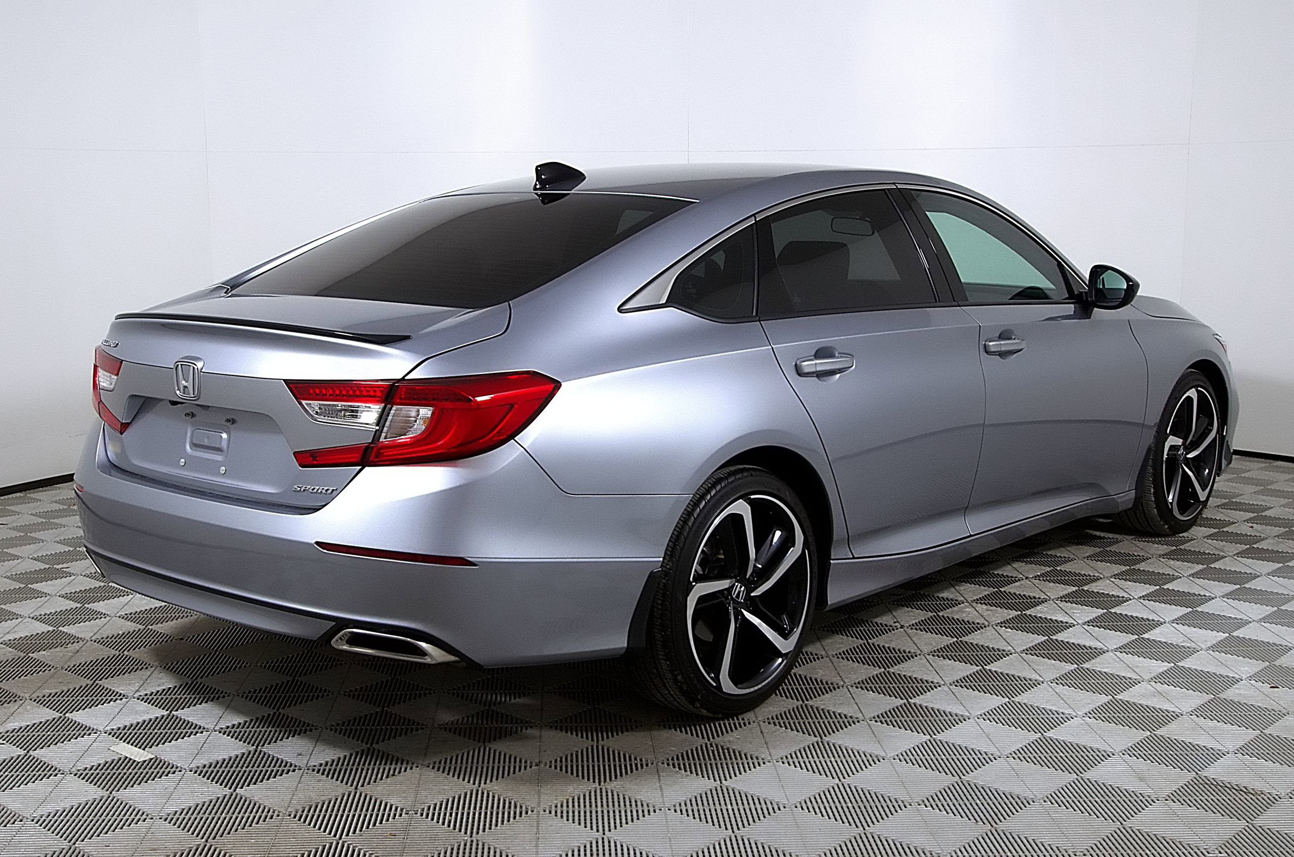 Used 2021 Honda Accord Sport image 7