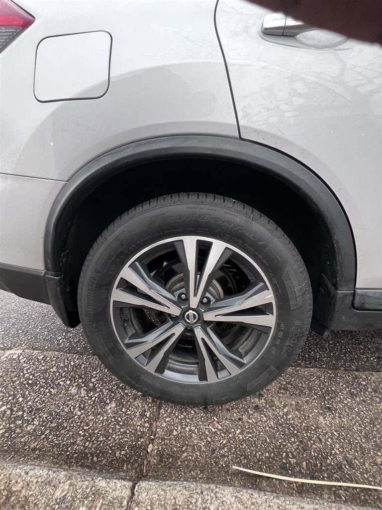 Used 2017 Nissan Rogue SL w/ SL Premium Package image 9