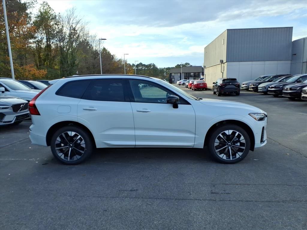 New 2026 Volvo XC60 B5 Plus w/ Protection Package Premier AWD/4WD image 2