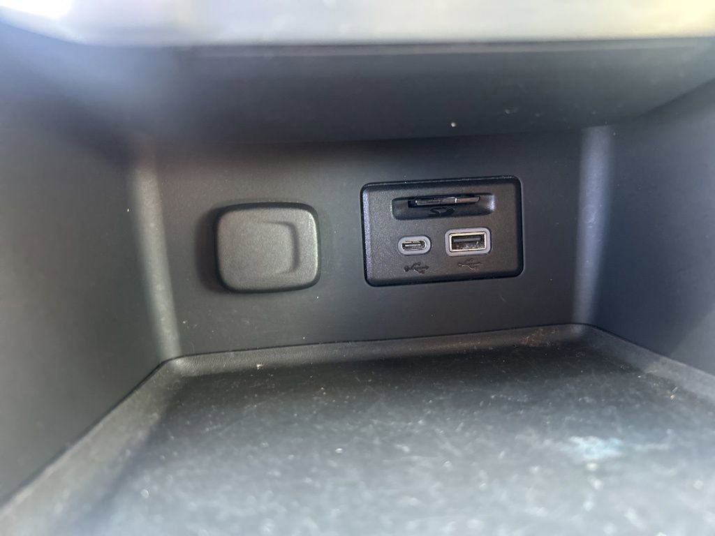 Used 2020 GMC Acadia SLT w/ Premium Package image 34