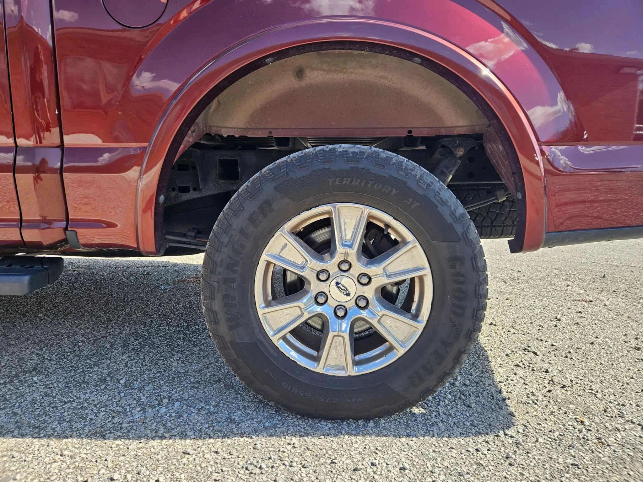 Used 2017 Ford F150 Lariat image 12