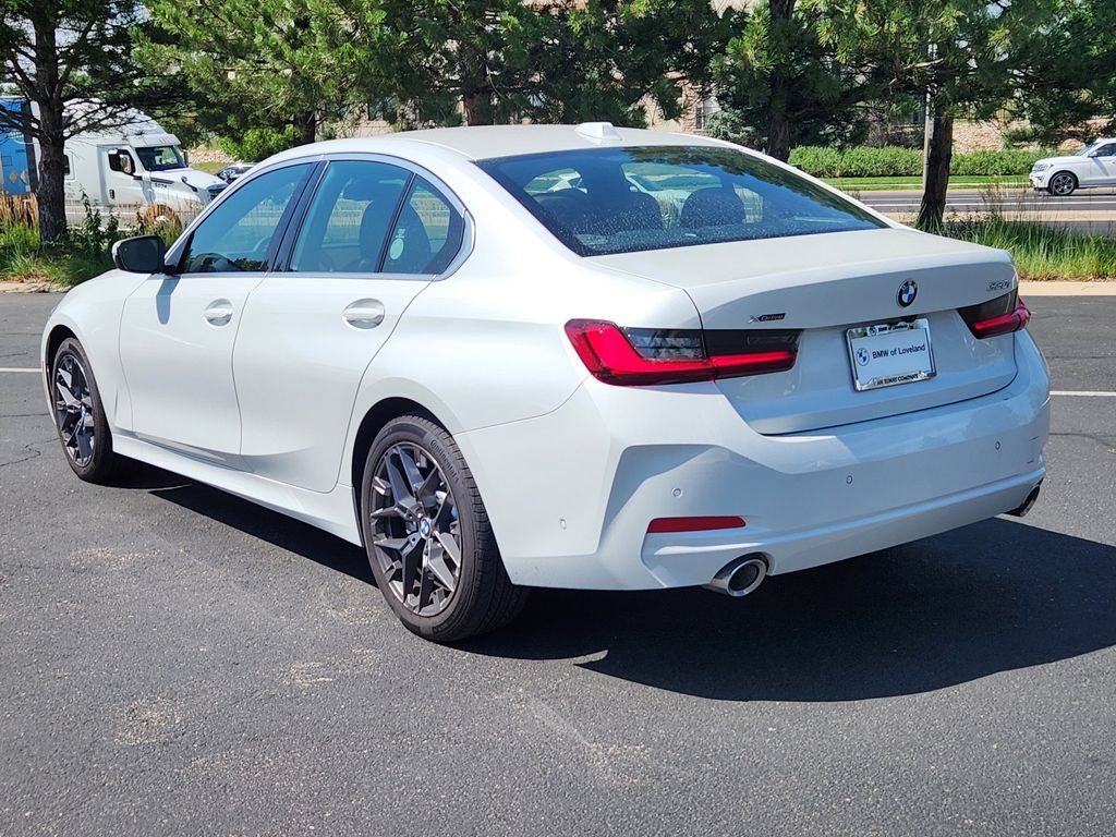 Used 2025 BMW 330i xDrive Sedan AWD/4WD image 3
