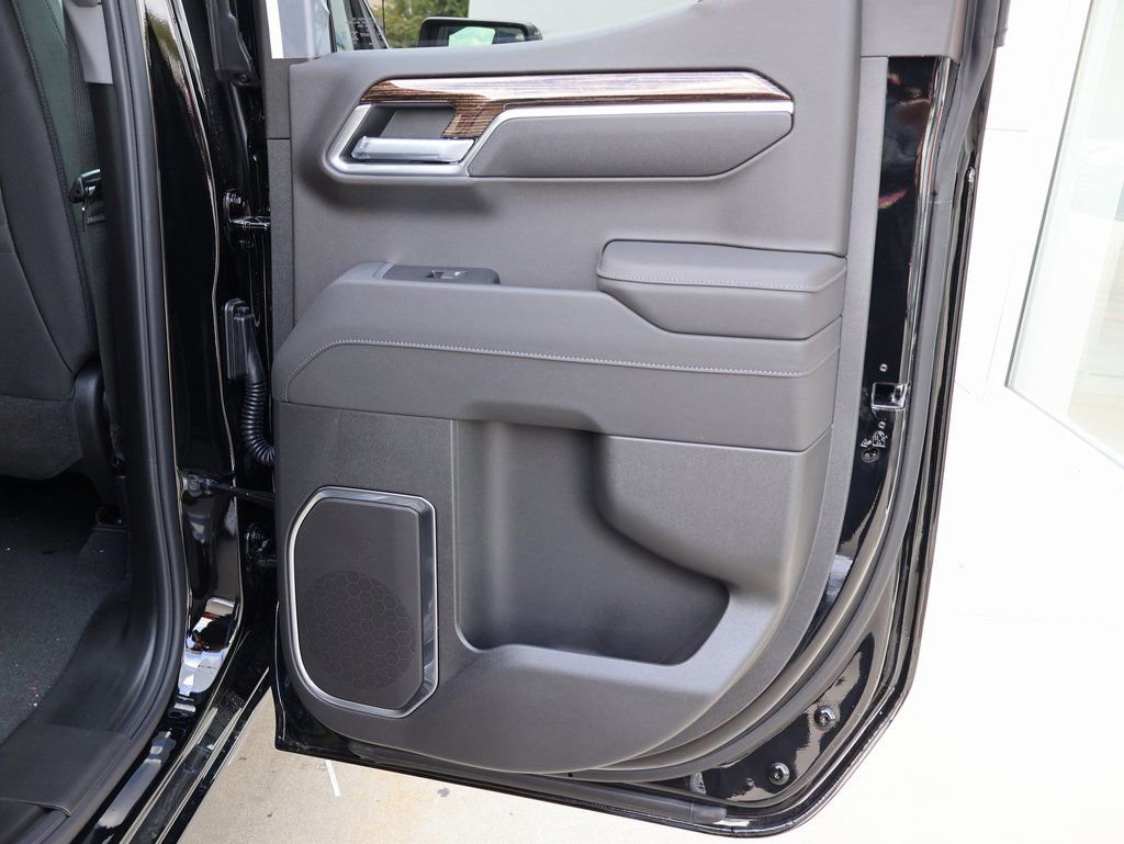 New 2026 GMC Sierra 1500 Elevation image 33